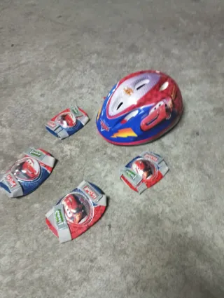 Casco infantil Disney