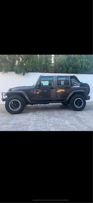 Paragolpes delantero y trasero con bola para jeep