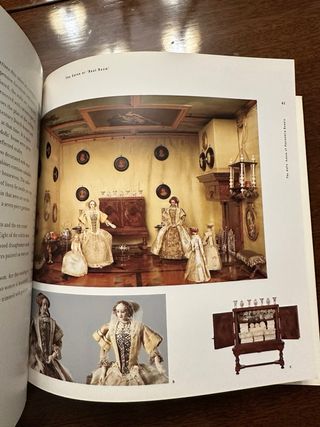 The 17th-century dolls h̓ouses of the Rijksmuseum