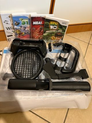 Nintendo Wii Mini + giochi e accessori