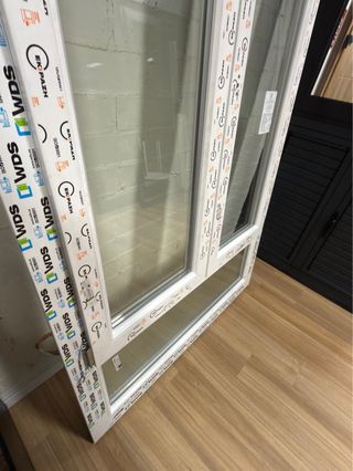 Ventana de PVC blanca 113,5 ancho x 213,5 alto