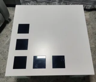 Mesa de centro elevable blanca y negra