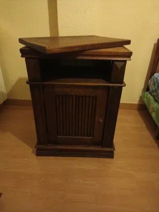 Mueble TV antiguo madera giratorio