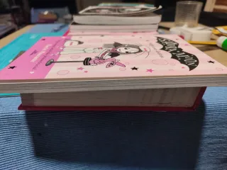 Isadora Moon 13 - Isadora Moon juega a ser doct...