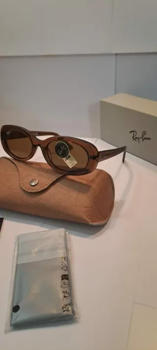 Occhiali da sole Ray-Ban 4441D