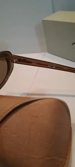 Occhiali da sole Ray-Ban 4441D