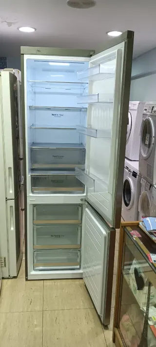 NEVERA L. G INOXIDABLES NO FROST ENERGÍA A+++