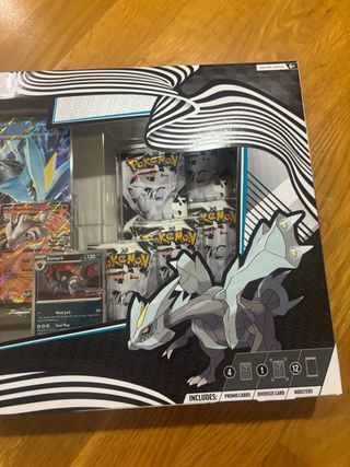 NUEVO Pokemon Unova Heavy Hitters Premium Collect