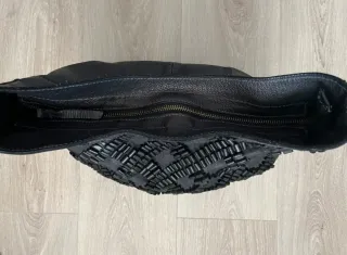 Bolso Biba Negro Piel Trenzada