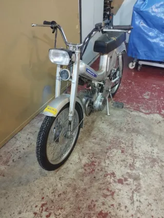 Mobylette Cady Plata y Azul