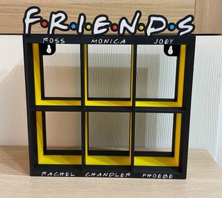 Expositor Funko Friends McDonald's