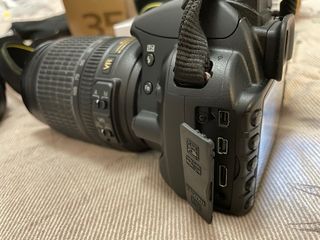 Nikon D3100 + Lentes 18-105 VR y 35mm 1.8G