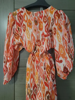 Vestido largo estampado naranja y rojo