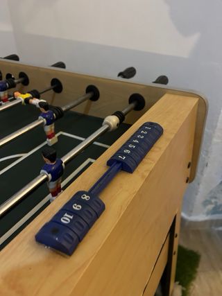 Futbolín de madera