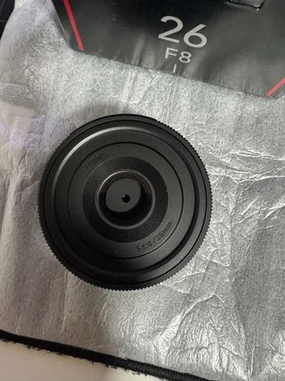Objetivo Panasonic Lumix S 26mm F8
