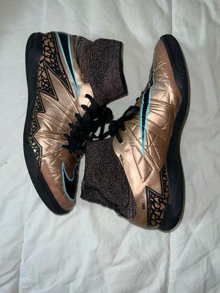 Nike HypervenomX Proximo TF Doradas