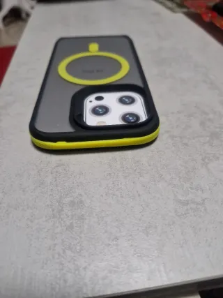 Custodia iPhone 14 Pro MagSafe Trasparente