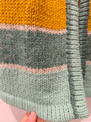 Chaqueta de punto a rayas de la marca La Martinica