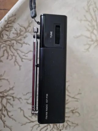 Radio Portátil Sony ICF P36 AM/FM Negra. A estren