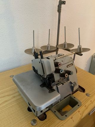 Máquina Remalladora Brother