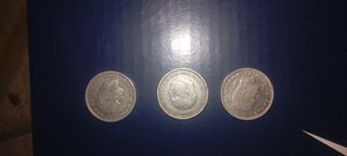 Colección 3 monedas antiguas.. momentos históricos
