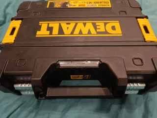 Taladro Percutor DeWalt DCD1007 XR Nuevo + maletín