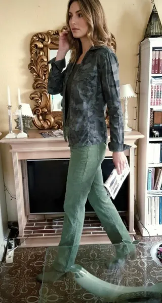 Camisa militar camuflaje Jennifer Talla /36/38