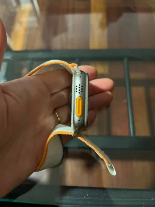 Apple Watch Ultra Arancione/Bianco