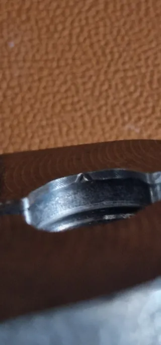 Vendo ganascia pressatrice REMS modello V18. Usata