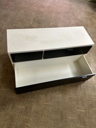 Mueble salón 3 cajones blanco y negro