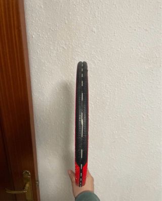 Raqueta de tenis roja + otra de regalo