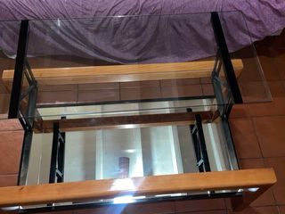 Mesa elevable cristal, estructura de madera