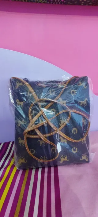 Bolso La Espuela en negro y marrón