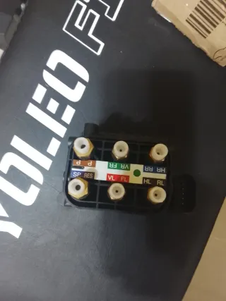 Caja Válvulas Suspensión Audi Porsche VW