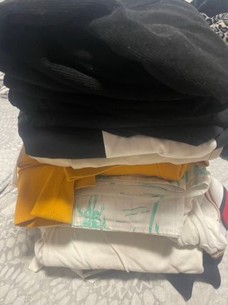 Ropa vintage : negro y amarillo