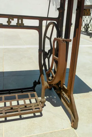 Máquina de coser ALFA vintage mueble original