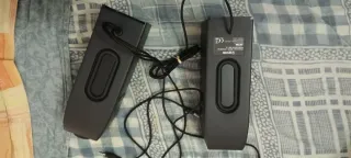 Casse audio nere. Con luci Led. Usate poco.