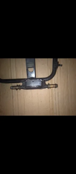 Caballete central Sym Symphony SR 125