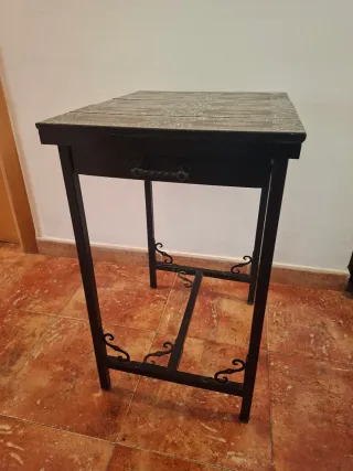 Mesa auxiliar con precioso mosaico marroquí