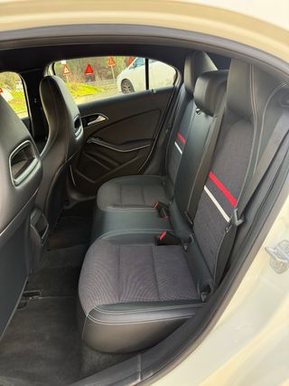 Mercedes-Benz Clase A180