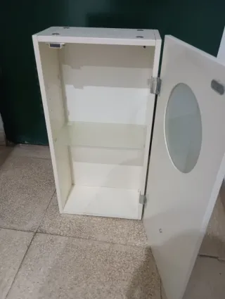 Armario de baño , pequeño