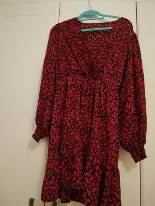 Vestido estampado floral rojo y negro