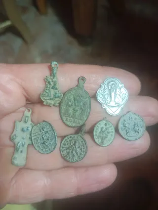 Lote medallas religiosas antiguas