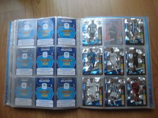 ÁLBUM ARCHIVADOR ADRENALYN 2022-23 + 409 CARTAS