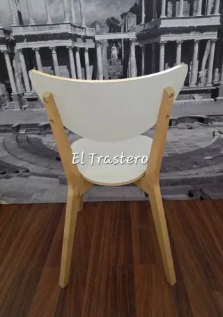 CUATRO SILLAS NORDICAS