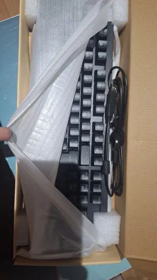 Teclado Mecánico AUKEY KM-G6 LED