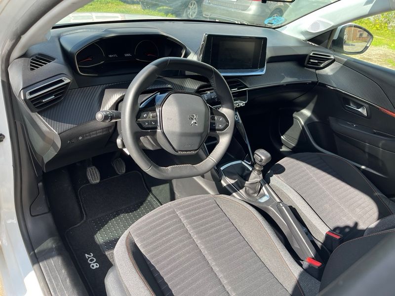 Peugeot 208 2022, foto 4