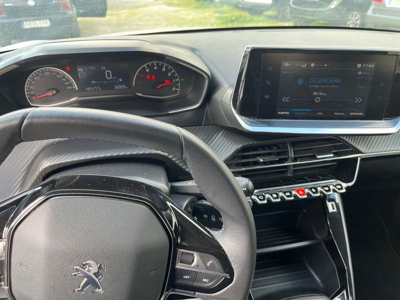 Peugeot 208 2022, foto 6