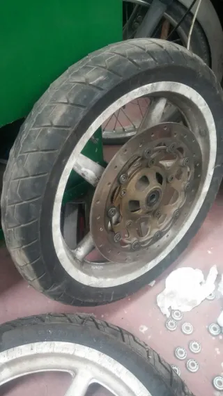 Horquilla y llantas Gilera Crono SP02