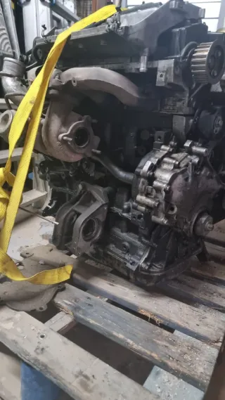 Motor Renault Espace 2.2 dci 150cv 2005